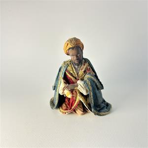 Dunkler König kniend für 18 cm Figuren