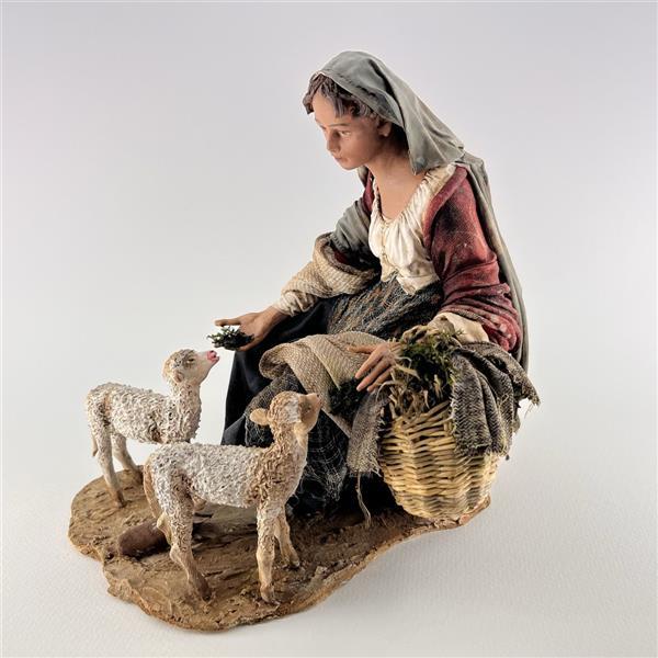 Frau sitzend mit 2 Lämmer für 30 cm Figuren - Ton (Terracotta) und Stoff 